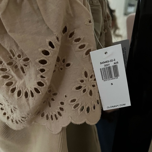 NWT one shoulder top - Picture 2 of 3